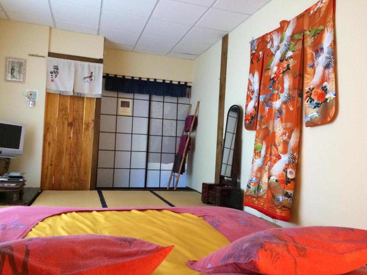 Minshuku Chambres D'Hotes Japonaises Thiers Kültér fotó